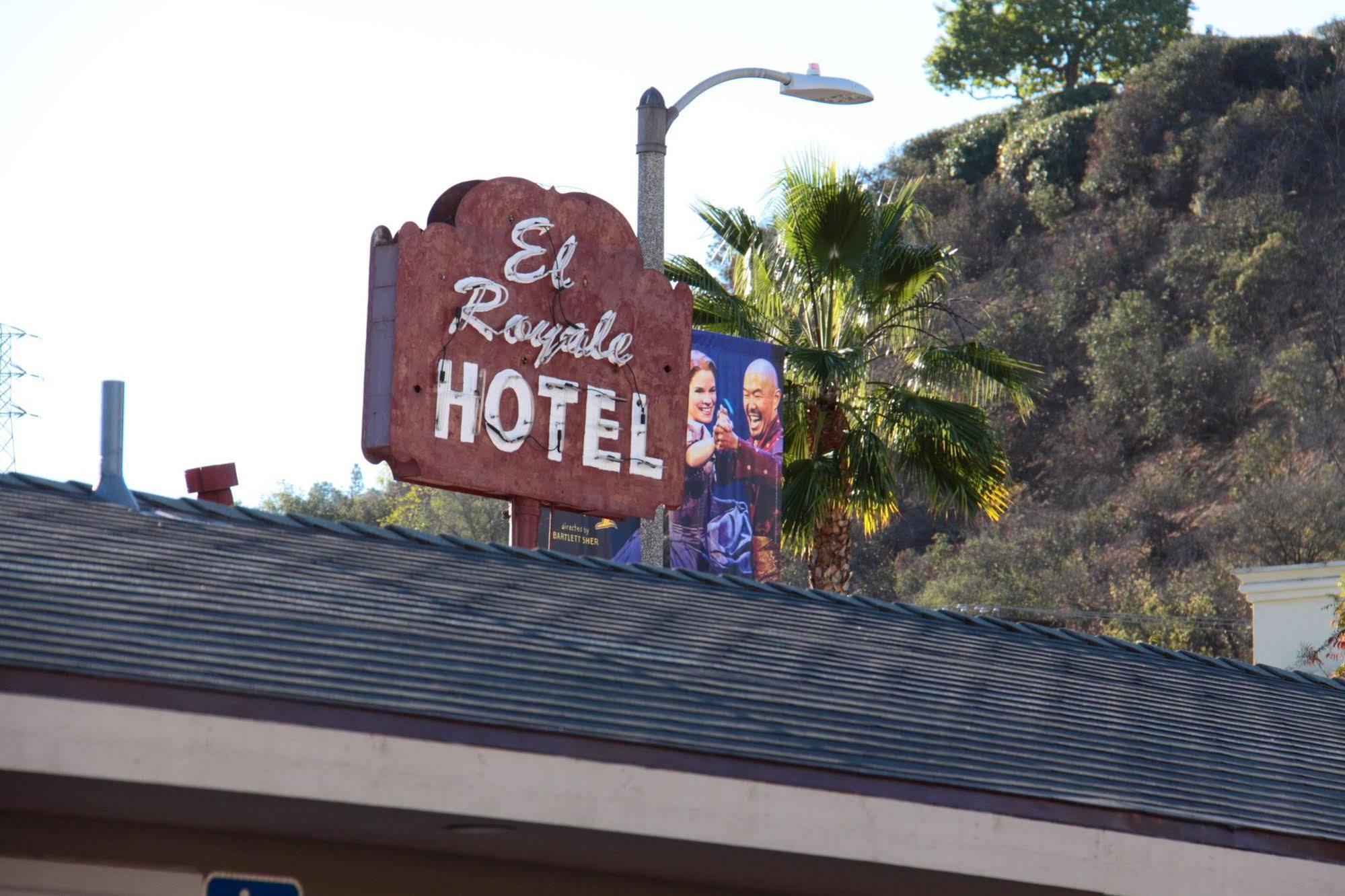 El Royale Gardens Near Universal Studios Los Angeles