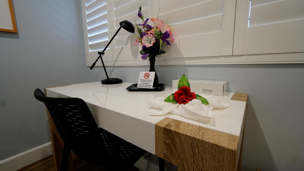 El Royale Gardens Near Universal Studios Hotel 4*
